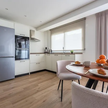 Moderno Ll - Lll * Marbella